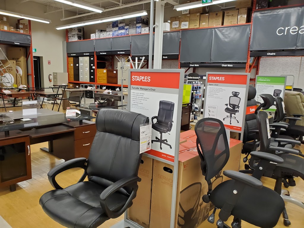 Staples | 800 Niagara St, Welland, ON L3C 5Z4, Canada | Phone: (905) 714-7607
