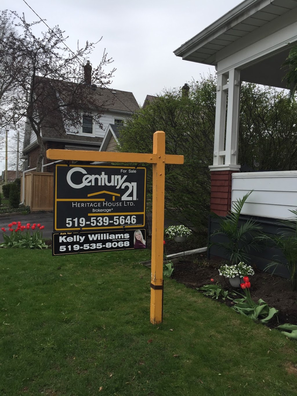 Kelly Williams - Real Estate Agent | 354 Sales Dr, Woodstock, ON N4S 8K3, Canada | Phone: (519) 535-8068