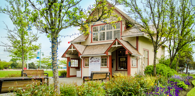 Ferry Building Gallery | West Vancouver | 1414 Argyle Ave, West Vancouver, BC V7T 1C2, Canada | Phone: (604) 925-7290