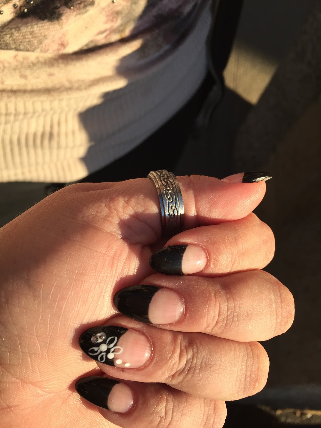 Art Nails & Spa | 2152 109 St NW, Edmonton, AB T6J 7C1, Canada | Phone: (780) 485-8872