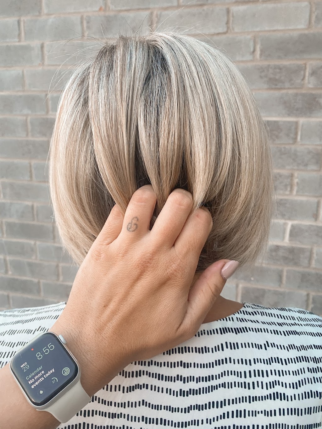 The Salon Mom | Arnold St, Tillsonburg, ON N4G 0G9, Canada | Phone: (226) 231-8192