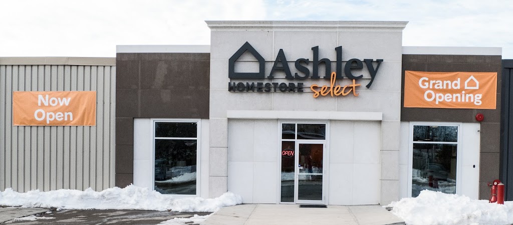 Ashley HomeStore | 707 St Lawrence St, Prescott, ON K0E 1T0, Canada | Phone: (613) 975-1160
