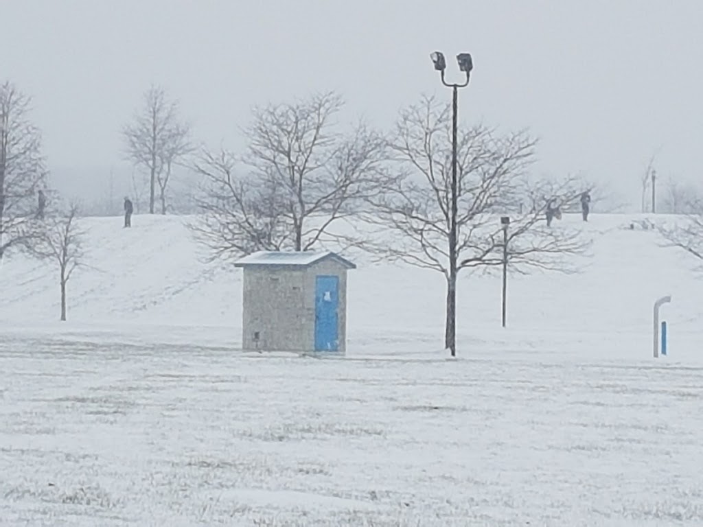 Rushdale Park | 1199 Upper Wentworth Street, Hamilton, ON L8W 2Z7, Canada | Phone: (905) 546-2489