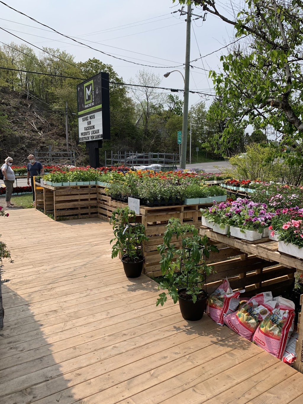 Marché du Coin | 160 Rte Marie-Victorin, Saint-Nicolas, QC G7A 2T4, Canada | Phone: (418) 496-6060
