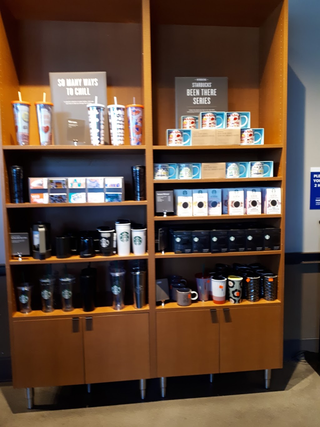 Starbucks | 1459 Ogilvie Rd Unit #4, Gloucester, ON K1J 7P3, Canada | Phone: (613) 744-3528