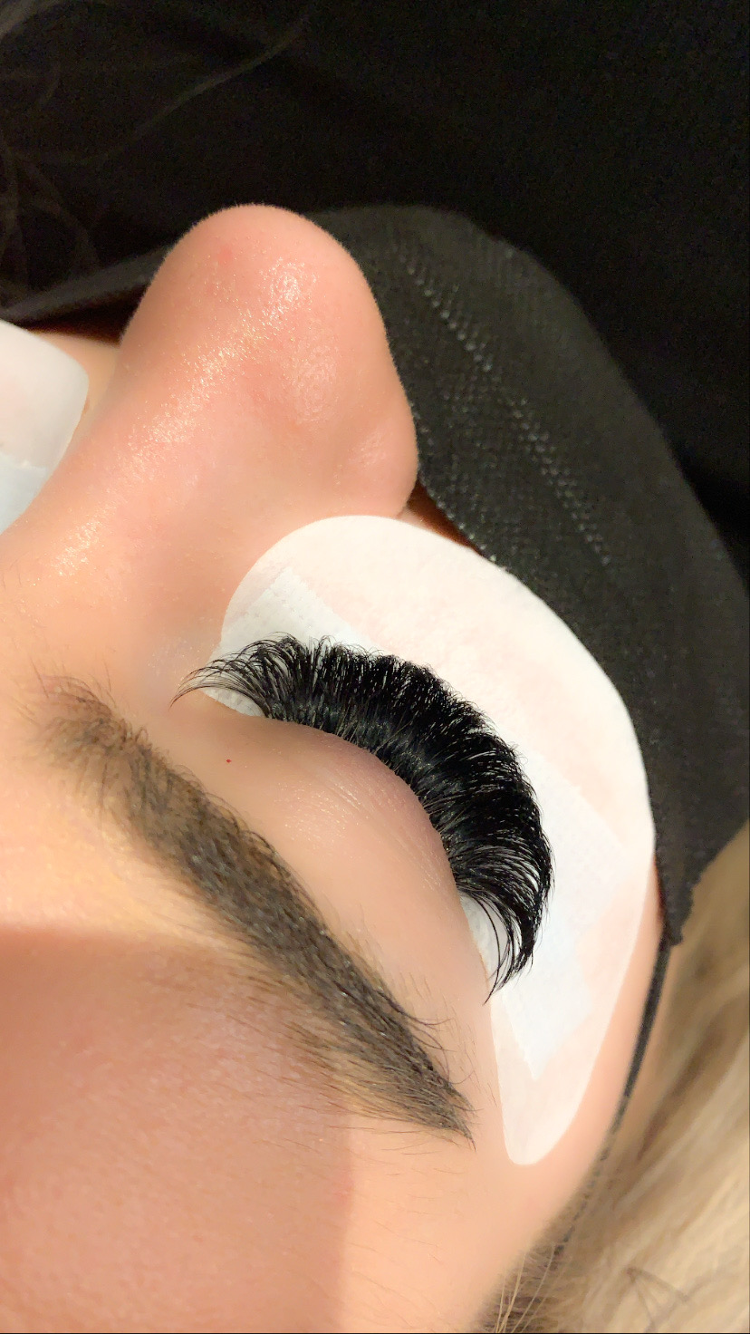 Lashesonthegomtl | 87 Boulevard Saint-Elzéar O, Laval, QC H7M 1E7, Canada | Phone: (514) 607-1063