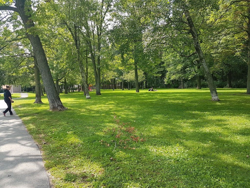 Hampton Park | park | 512 Island Park Dr, Ottawa, ON K1Y 0B4, Canada