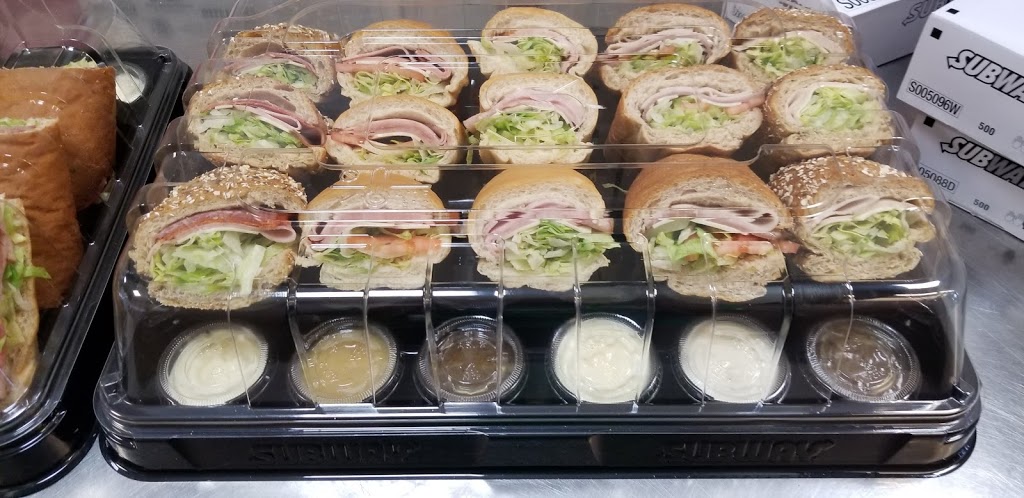 Subway | 300 Taunton Rd E, Oshawa, ON L1G 7K4, Canada | Phone: (905) 432-2233