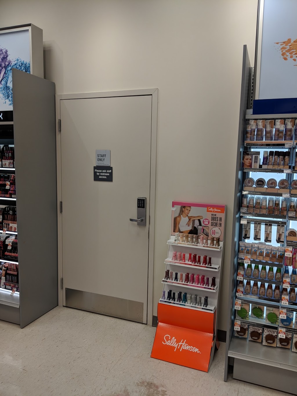 Shoppers Drug Mart | 1400 Dupont St, Toronto, ON M6H 2B2, Canada | Phone: (416) 532-9214