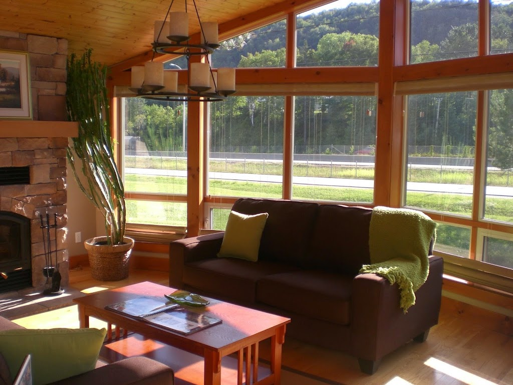 Les Maisons Roco | 1440 QC-117, Mont-Tremblant, QC J8E 2X8, Canada | Phone: (819) 429-1241