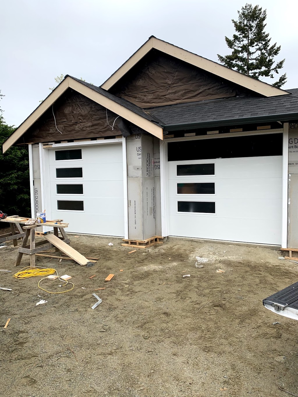 Kingdom Garage Doors Ltd | Extension Rd, Nanaimo, BC V9X 1G3, Canada | Phone: (250) 713-9125