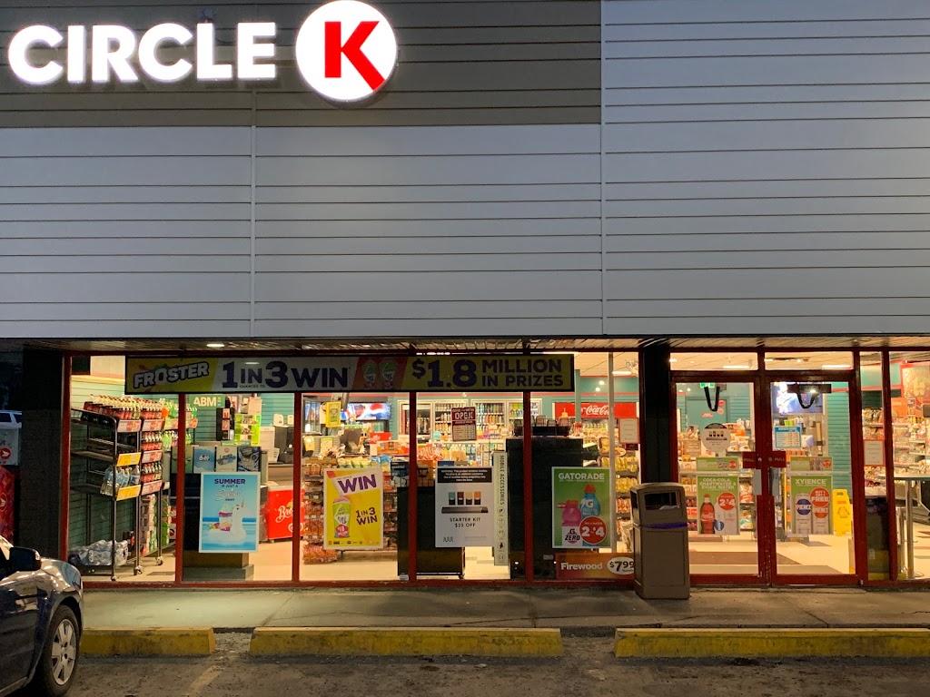 Circle K | 3208 82 St NW, Edmonton, AB T6K 3Y3, Canada | Phone: (780) 463-4098
