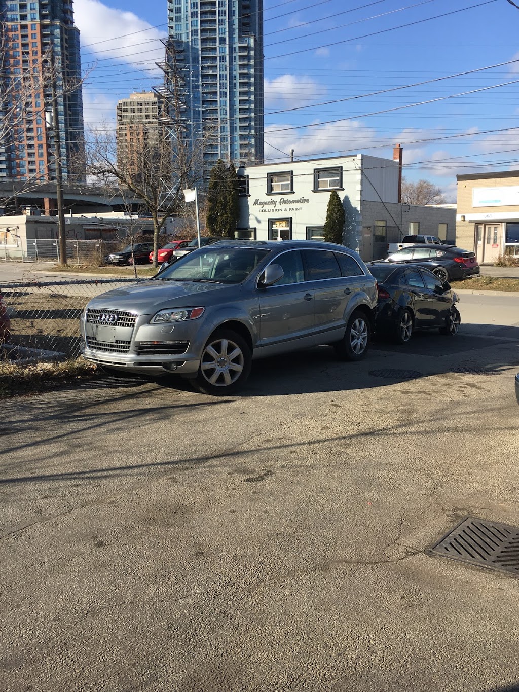 Gala Motors | 379 Munster Ave, Etobicoke, ON M8Z 3C8, Canada | Phone: (416) 233-6700