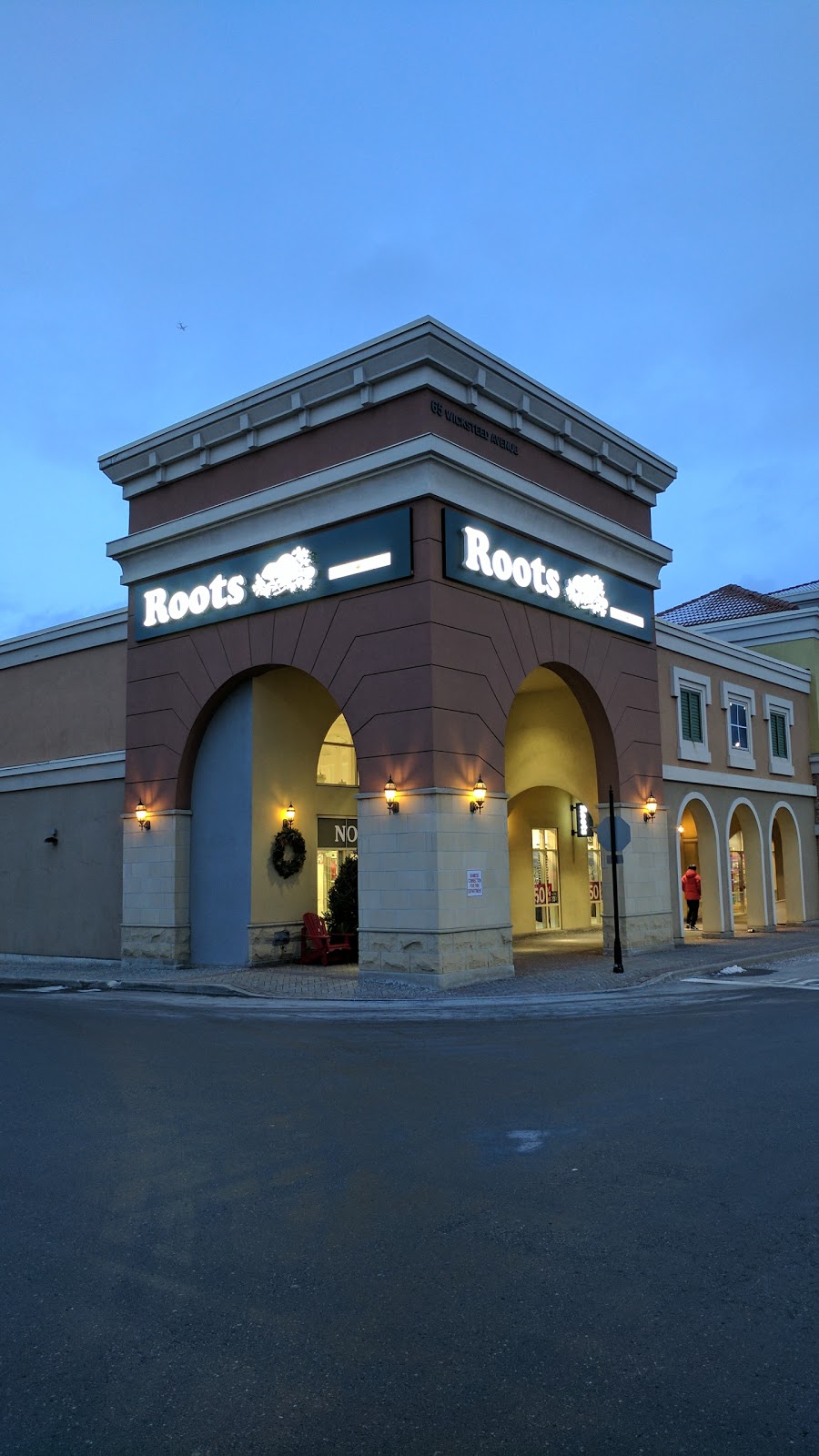 Roots | 65 Wicksteed Ave Unit A, East York, ON M4G 3W8, Canada | Phone: (416) 467-9272