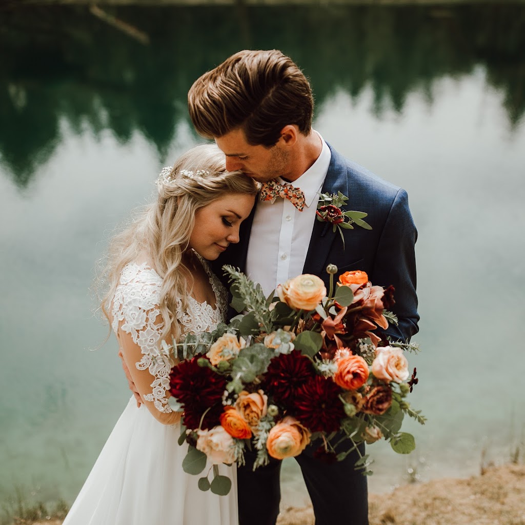 Ariana Tennyson Photography | 70 Carleton Dr, Steinbach, MB R5G 0C6, Canada | Phone: (204) 371-5577