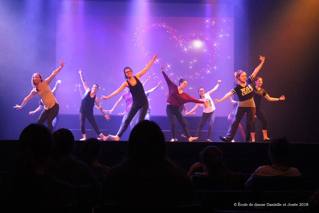 Ballet School Danielle Et Josée | 570 Chemin du Lac S, Sainte-Mélanie, QC J0K 3A0, Canada | Phone: (450) 889-4588