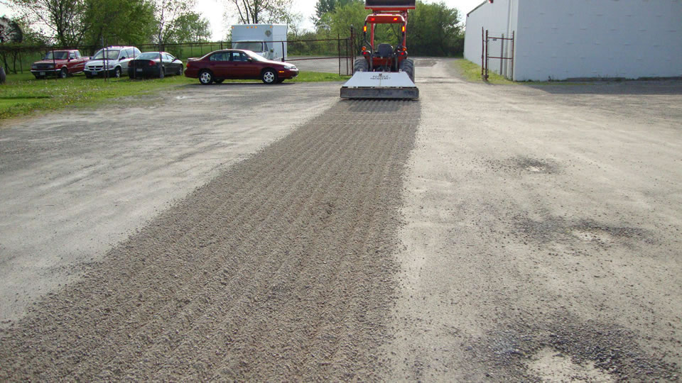 The Gravel Doctor Brantford | 124 Langford Church Rd, Brantford, ON N3T 5L4, Canada | Phone: (905) 973-8957