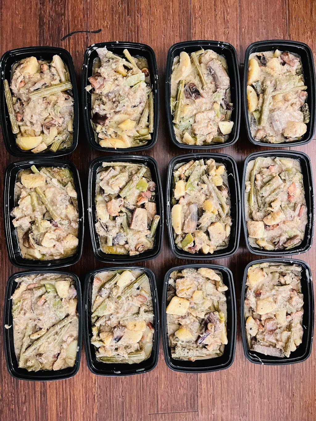 BongsCook | 360 Square One Dr, Mississauga, ON L5B 0G7, Canada | Phone: (416) 936-6815