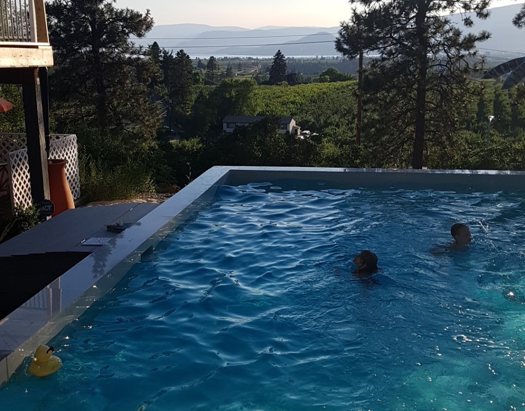 Paradise Heights | 814 Toovey Rd, Kelowna, BC V1X 6P8, Canada | Phone: (250) 765-2538