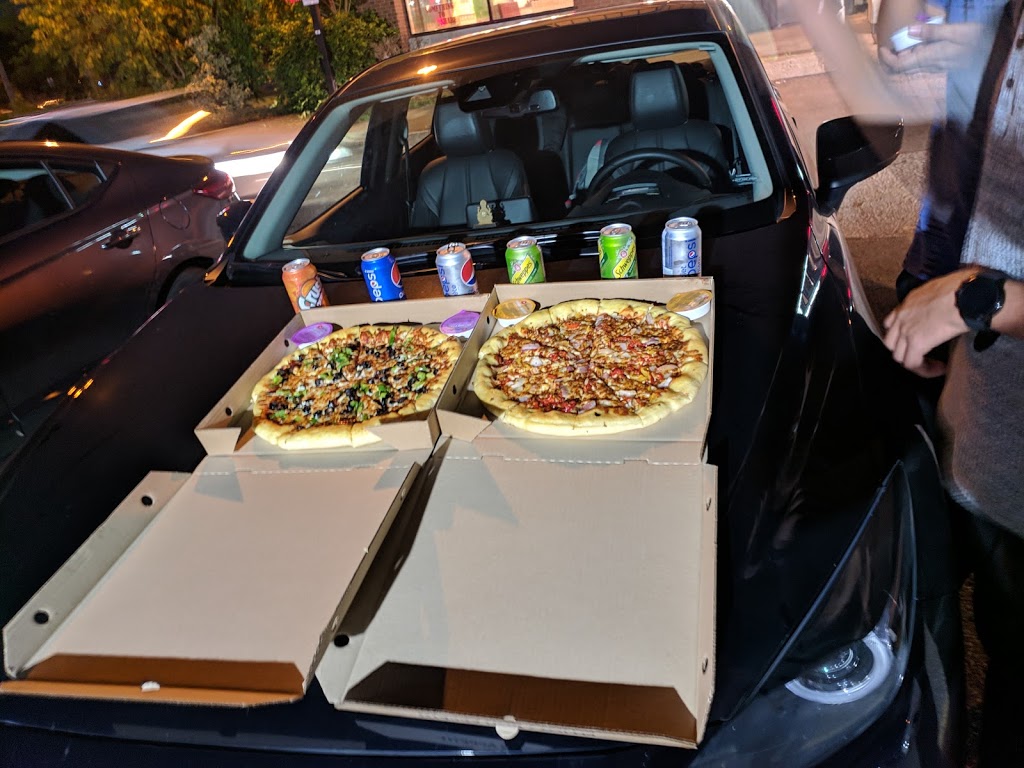 Pizza Hut | 2066 Kipling Ave, Etobicoke, ON M9W 4K3, Canada | Phone: (416) 743-0062
