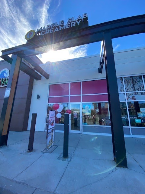 Marble Slab Creamery | Royal Oak Centre, 8650 112 Ave NW #2114, Calgary, AB T3R 0R5, Canada | Phone: (403) 764-5512