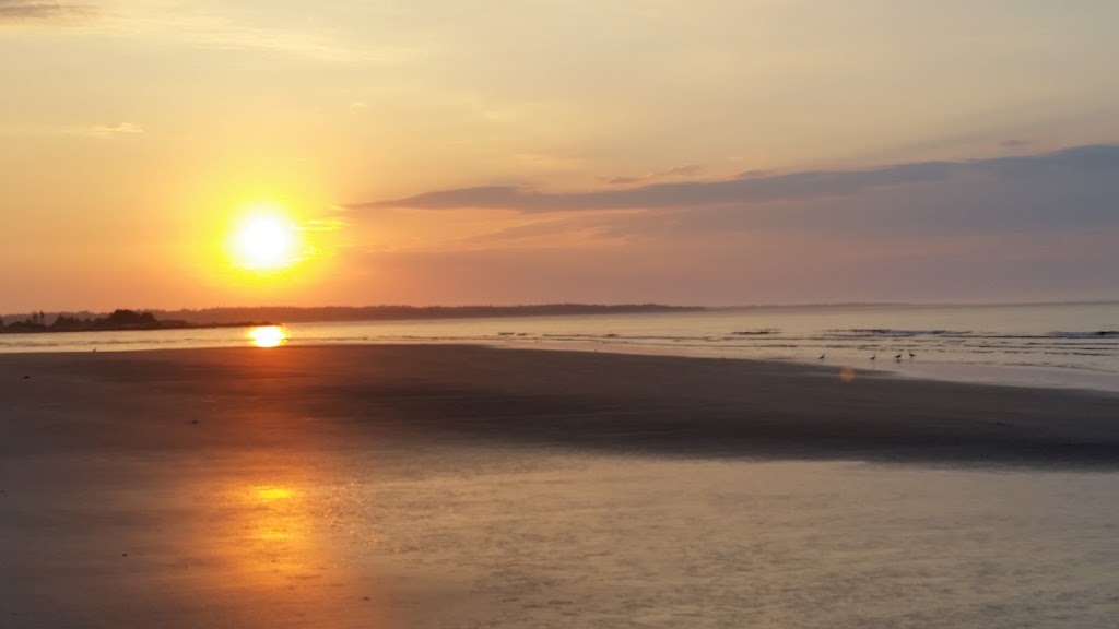 Mighty Atlantic Guest House | 968 Brooklyn Shore Rd, Brooklyn, NS B0J 1H0, Canada | Phone: (902) 350-2215