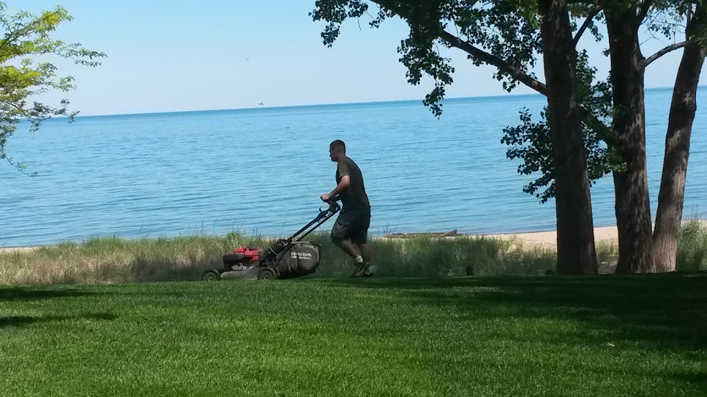Greenlawn Lawn & Home Services | 949 Michigan Ave, Sarnia, ON N7S 2A9, Canada | Phone: (519) 339-0885