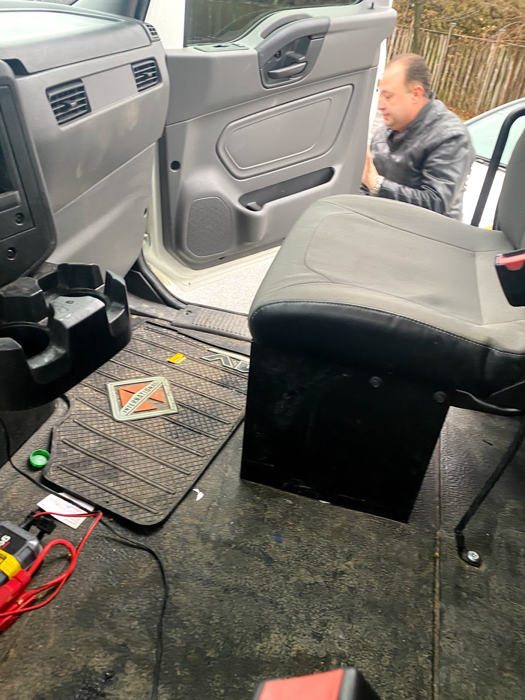 Auto Spa Niagara Inc | 2722 St Paul Av, Niagara Falls, ON L2J 2L4, Canada | Phone: (905) 357-7721