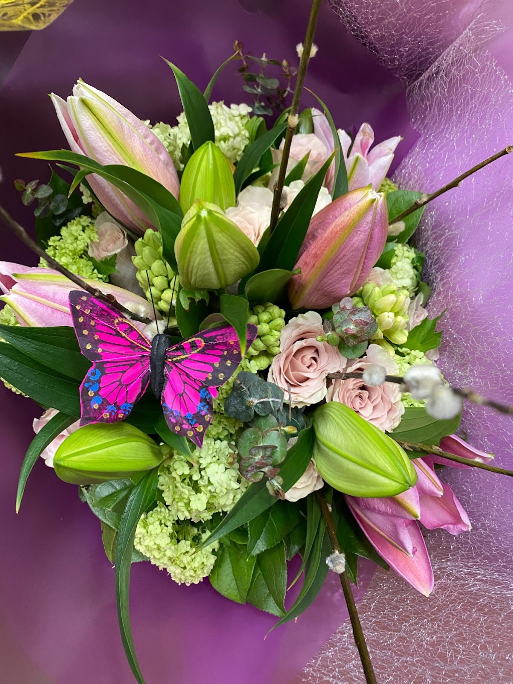 Downtown Florist | 730 Davie St, Vancouver, BC V6Z 1B6, Canada | Phone: (604) 697-9007
