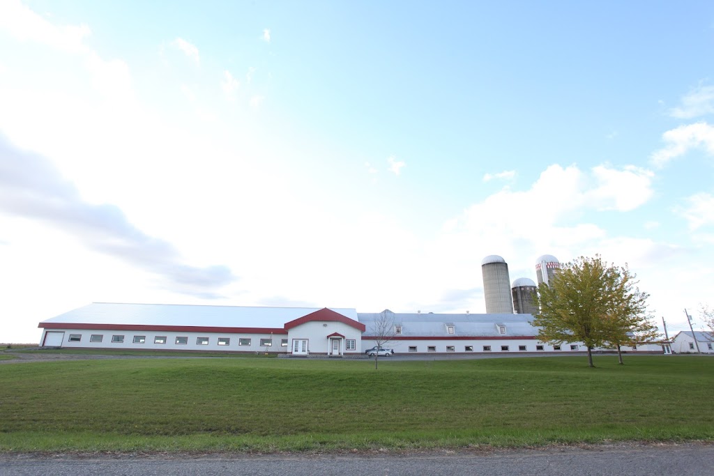 Ferme Séric inc. | 43 Rang Double, Napierville, QC J0J 1L0, Canada | Phone: (514) 977-6388