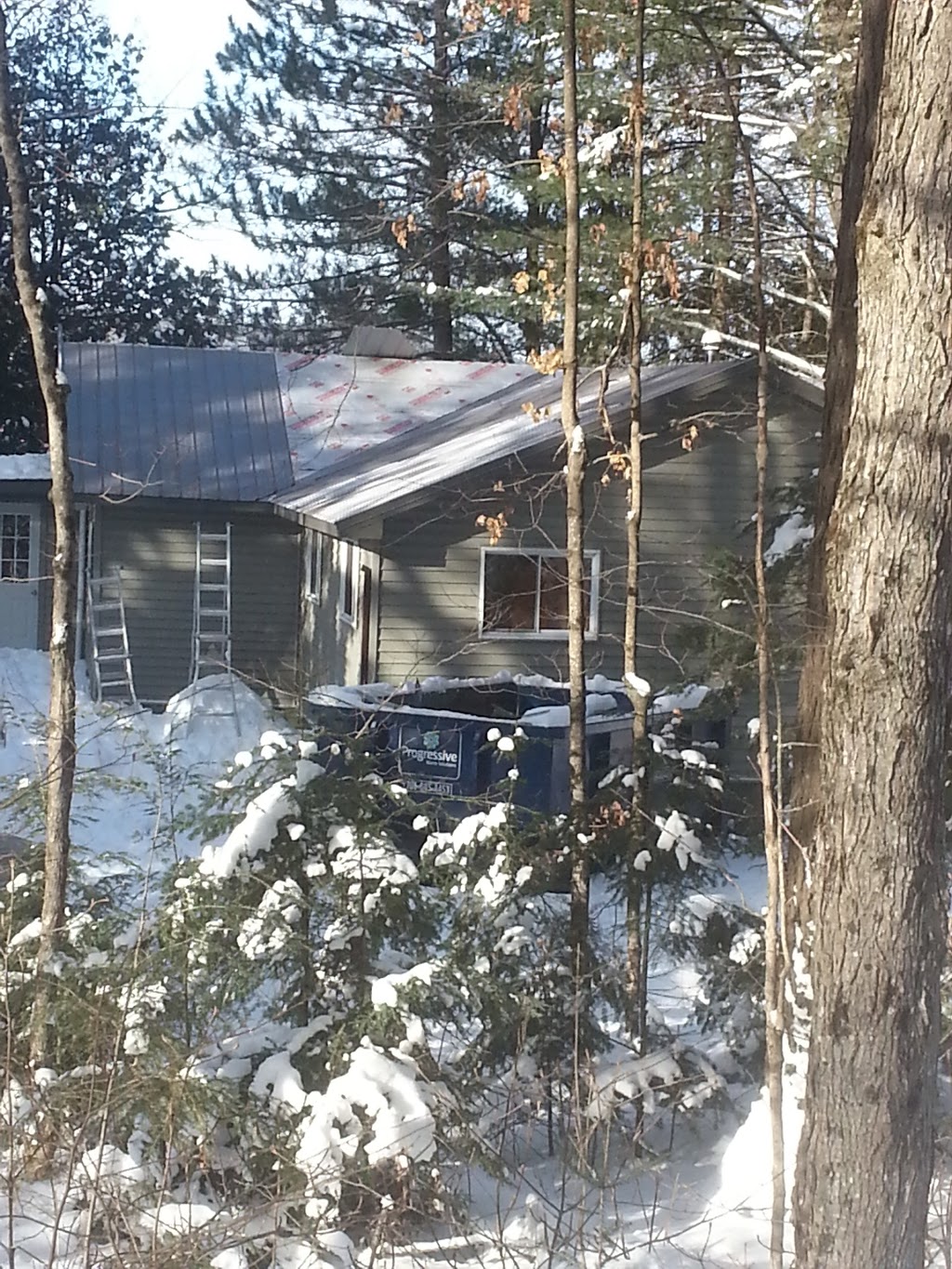 Canadian Country Roofing and Renovations | 3328B Muskoka St, Washago, ON L0K 2B0, Canada | Phone: (705) 801-8369
