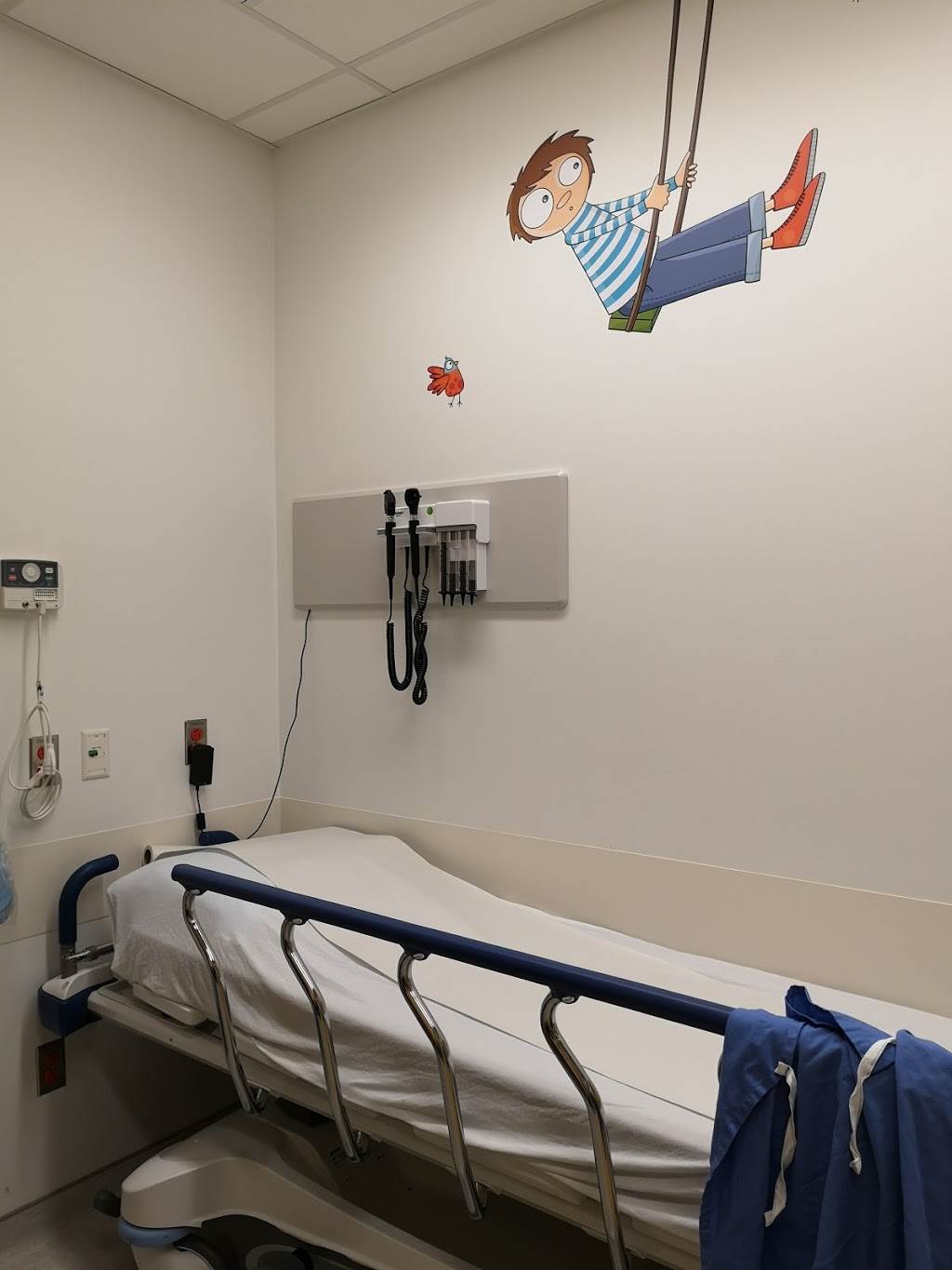 Montreal Childrens Hospital | 1001 Boulevard Décarie, Montréal, QC H4A 3J1, Canada | Phone: (514) 412-4400