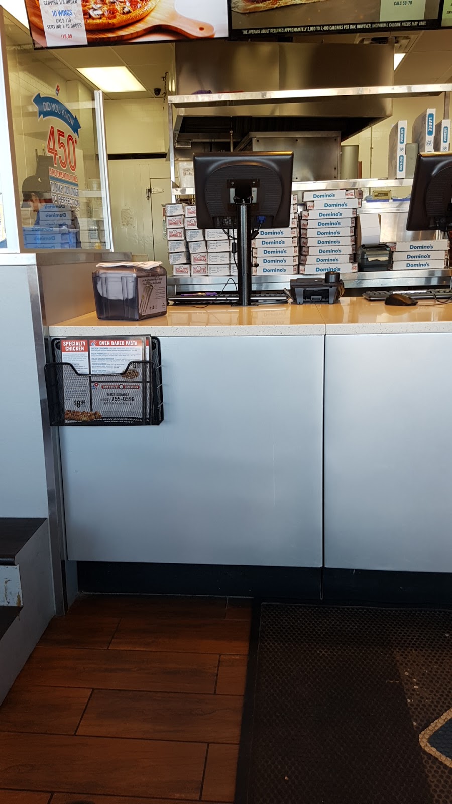 Dominos Pizza | 801 Matheson Blvd W, Mississauga, ON L5V 2N6, Canada | Phone: (905) 755-0596