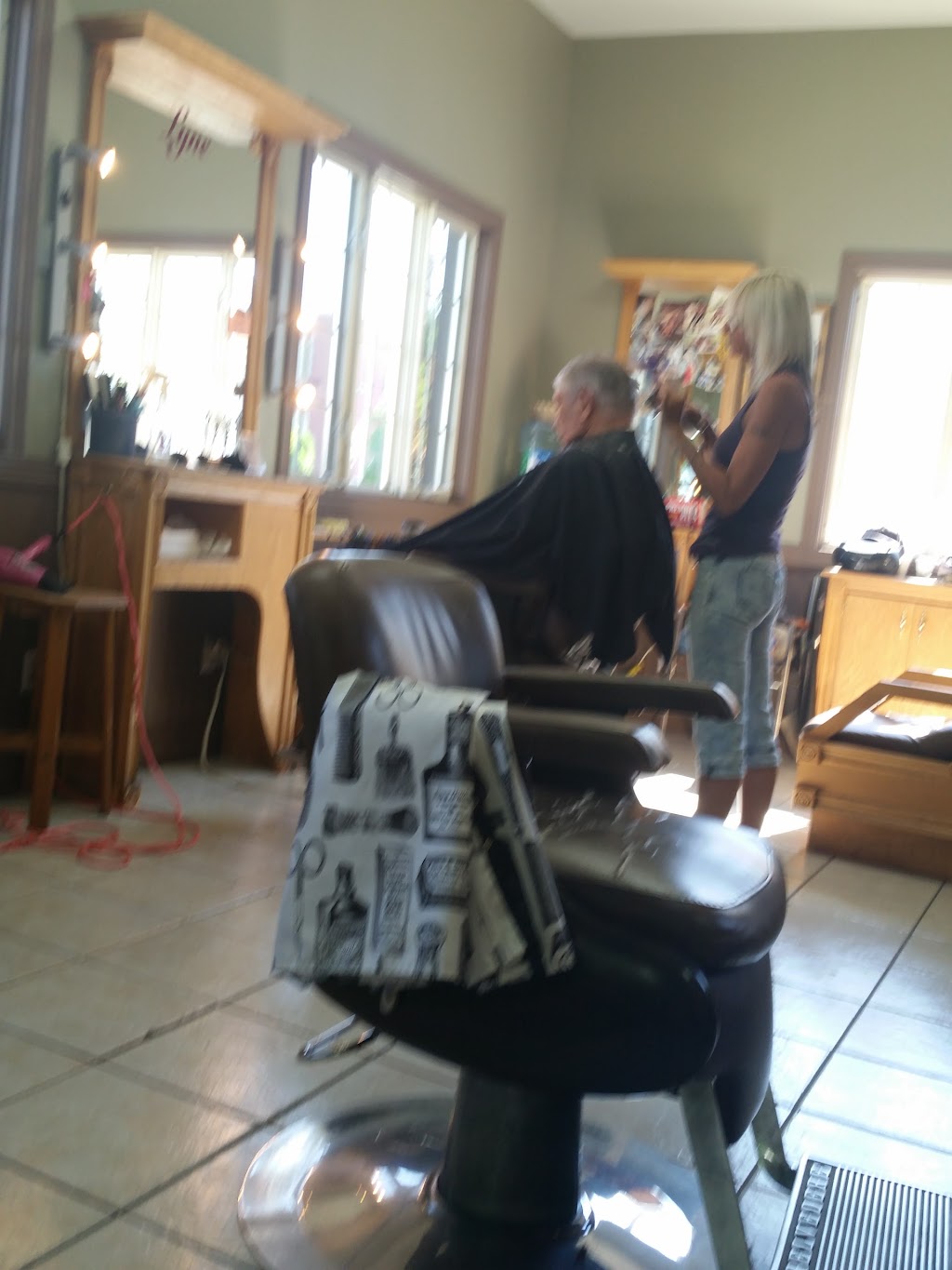 Coiffure LHarmonie | 478 Rue Saint-Louis, Terrebonne, QC J6W 1H9, Canada | Phone: (450) 471-0224