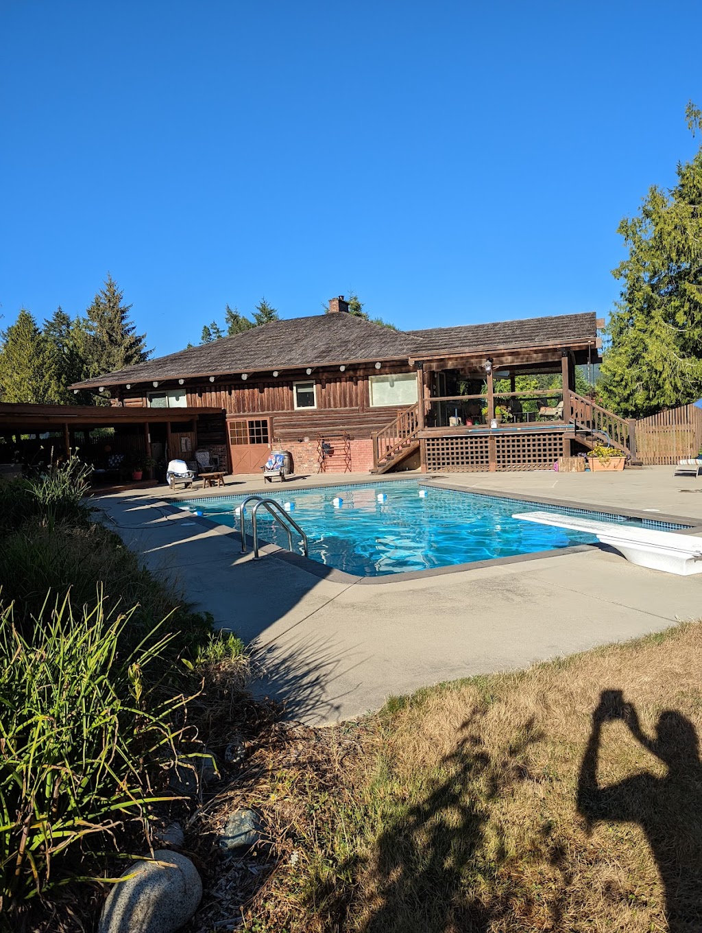 Strathcona Street Bed & Breakfast | 6000 Strathcona St, Port Alberni, BC V9Y 8S4, Canada | Phone: (250) 724-0769