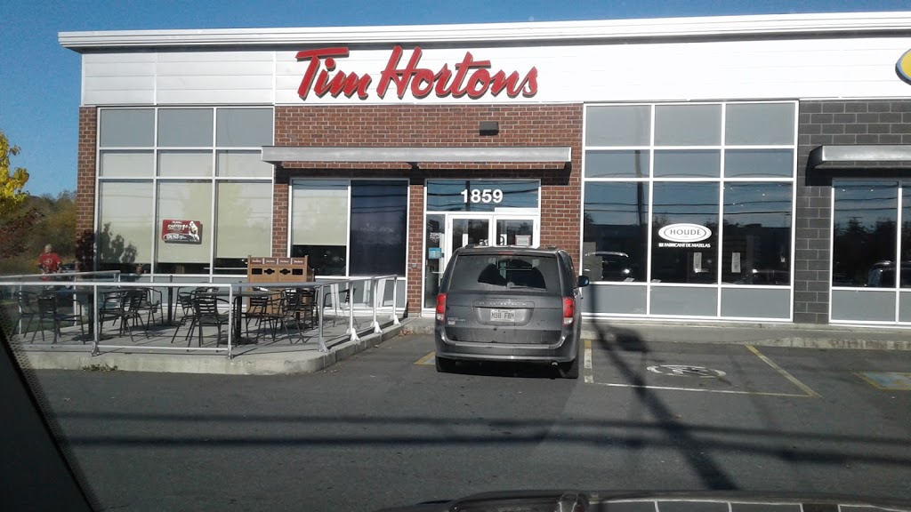 Tim Hortons | 1859 Rue Sherbrooke, Magog, QC J1X 2T5, Canada | Phone: (819) 769-4191