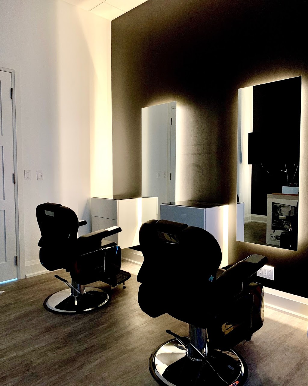 Fade mgmt barbershop | 1700 King Rd Unit# 39, King City, ON L6B 0N1, Canada | Phone: (289) 907-3233