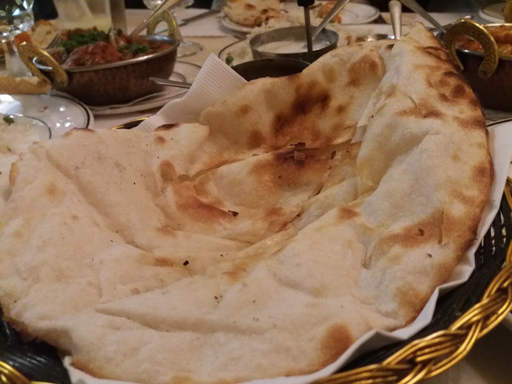 Taj-Mahal | 925 Bank St, Ottawa, ON K1S 3W5, Canada | Phone: (613) 234-1280