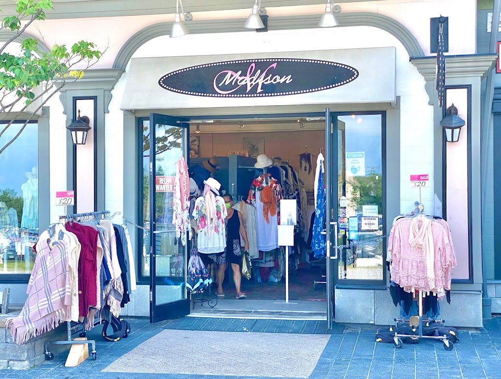Madison | clothing store | 1759 Village Cres, The Blue Mountains, ON L9Y 0V2, Canada | 7054454435 OR +1 705-445-4435