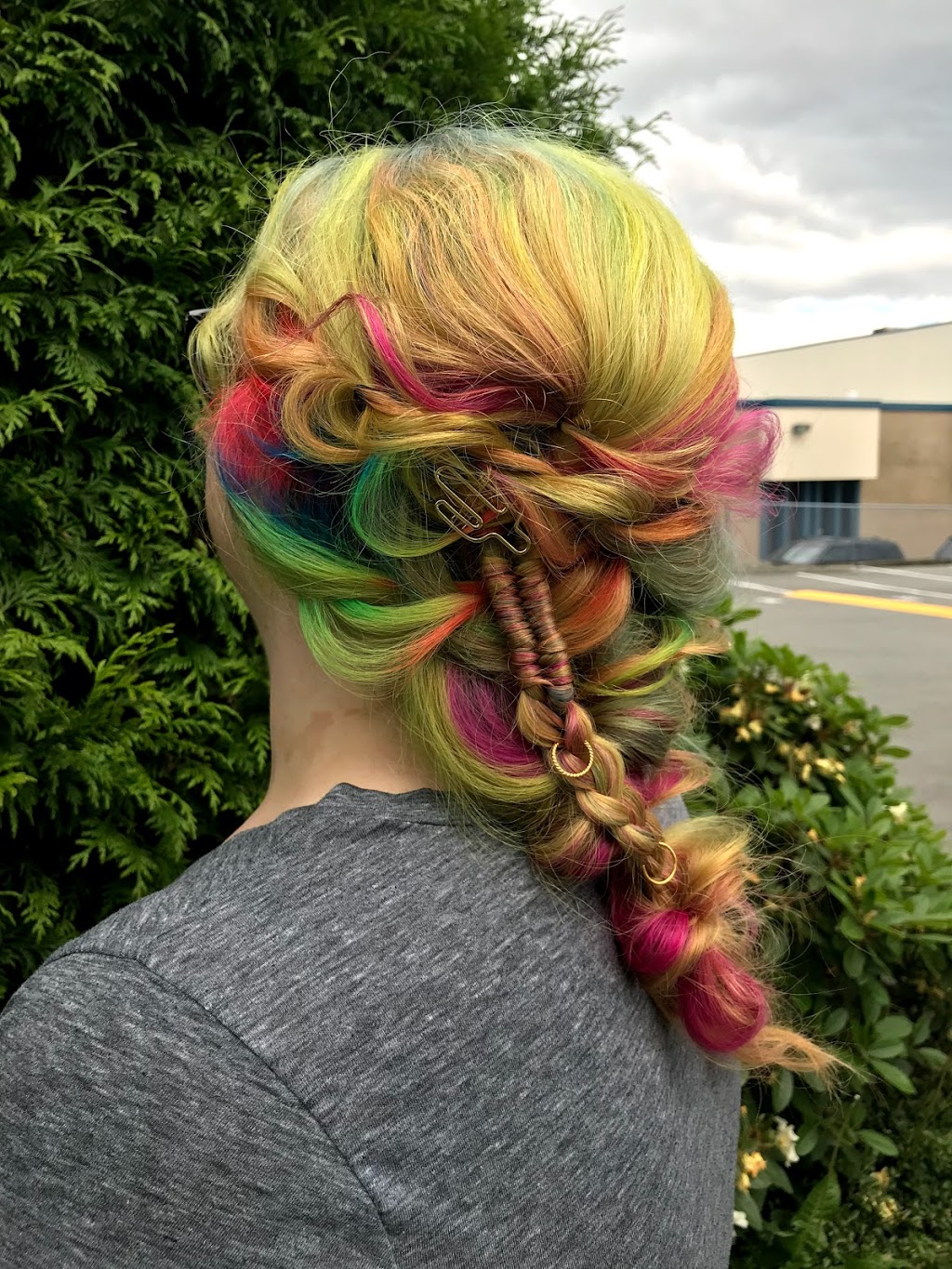 Electric Hair | 641 Mahan Rd Unit 203a, Gibsons, BC V0N 1V8, Canada | Phone: (604) 886-8646