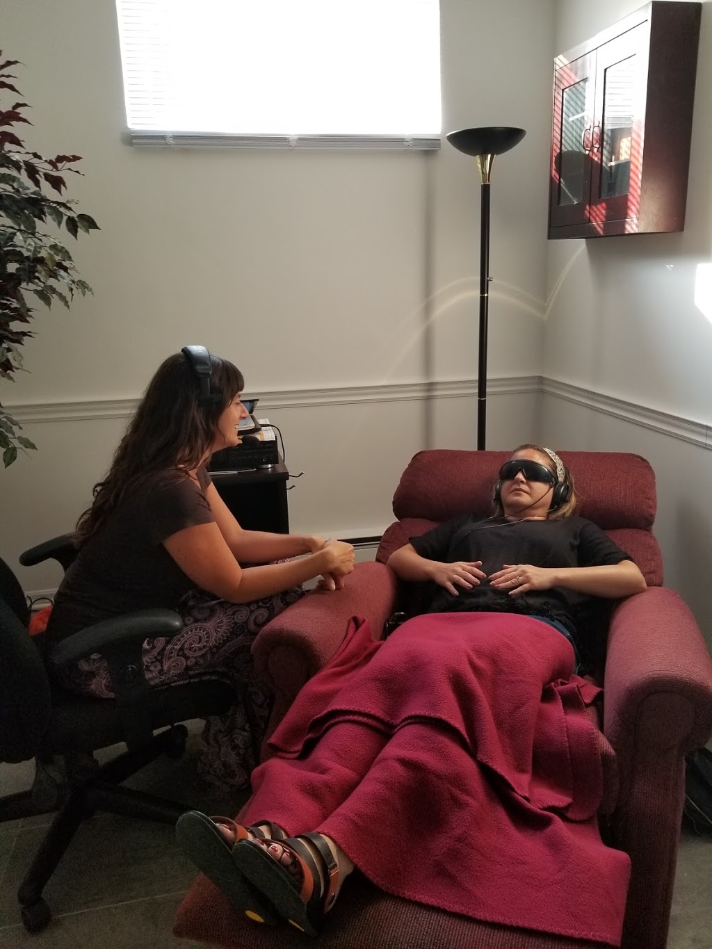 Alive & Free Hypnosis & Wellness | 5580 Kennedy Rd #4, Mississauga, ON L4Z 2A9, Canada | Phone: (905) 890-1818