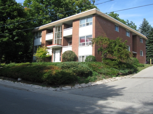 Queen and Palmer Apartments - Balnar Management | 63 Queen St, Guelph, ON N1E 4R9, Canada | Phone: (519) 239-6234