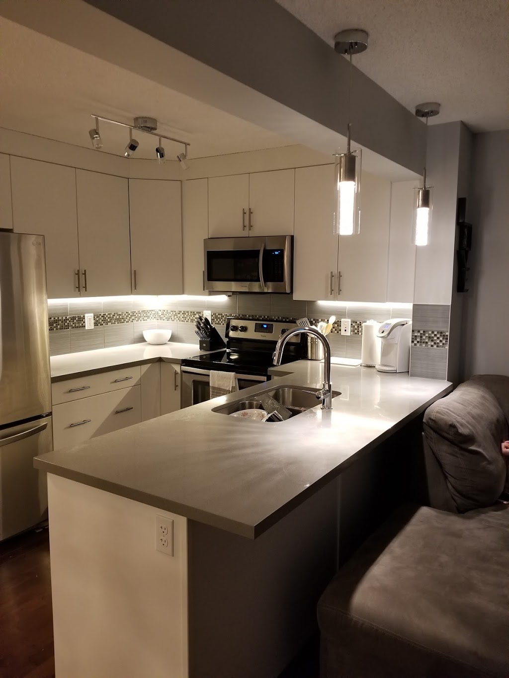 Expert Electrical Solutions | 66 Pantego Ln NW, Calgary, AB T3K 0T1, Canada | Phone: (403) 869-9487