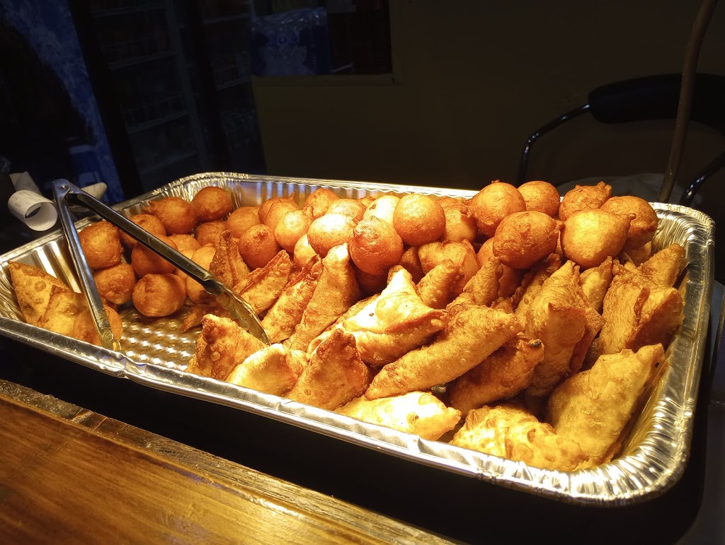Asal Restaurant | 113 Mann Ave, Ottawa, ON K1N 5A4, Canada | Phone: (613) 220-3343