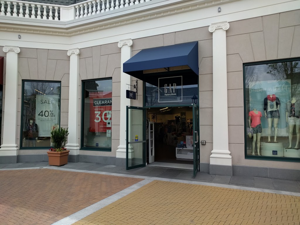 Gap Outlet | 7899 Templeton Station Rd, Richmond, BC V7B 0B7, Canada | Phone: (604) 276-8730