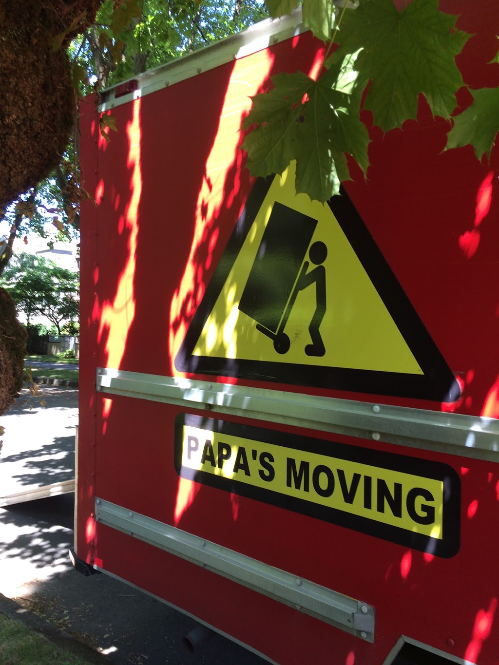 Papasmoving.com | 826 W 68th Ave, Vancouver, BC V6P 2V2, Canada | Phone: (604) 782-6683