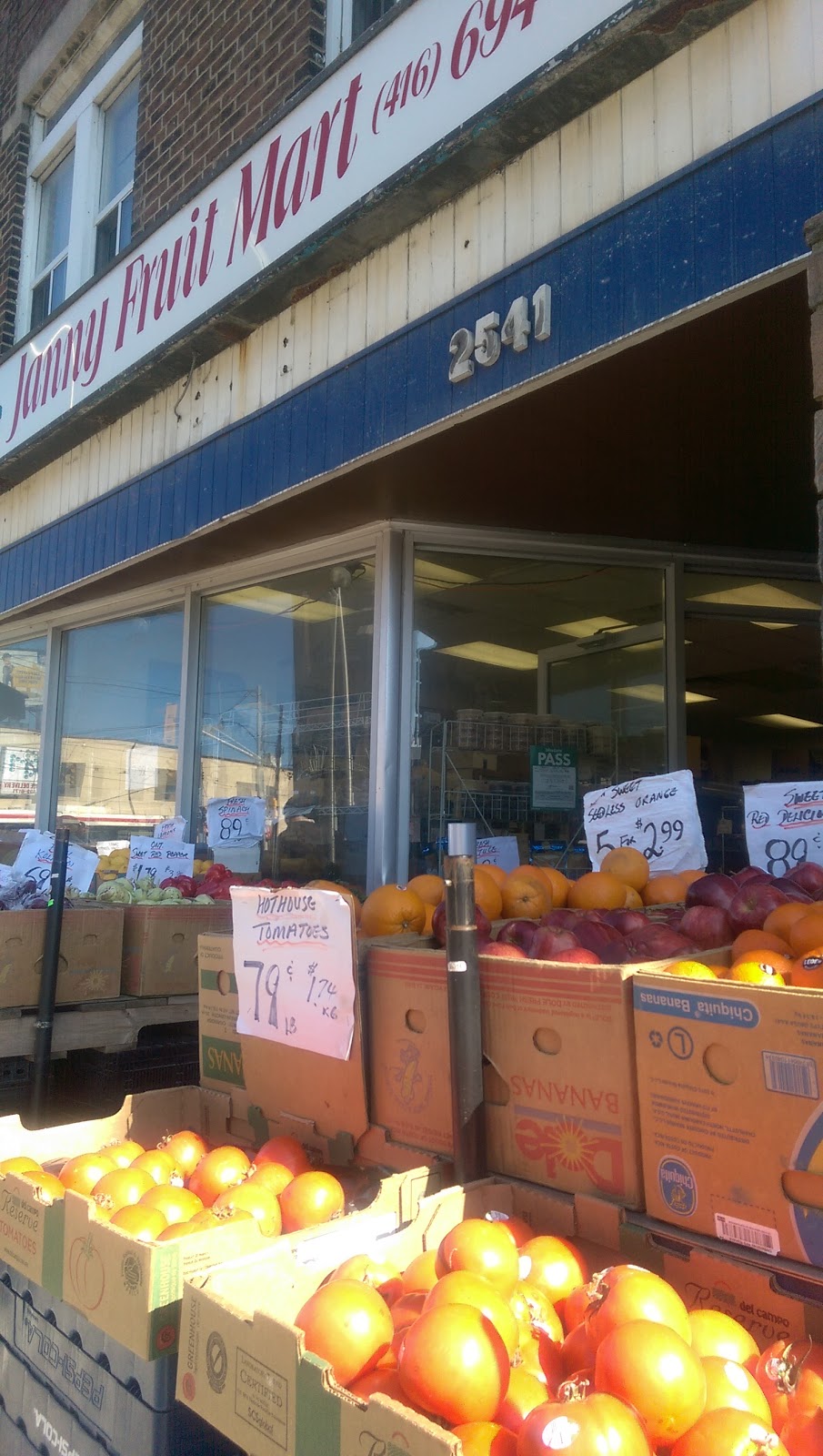 Jannys Fruit Market | store | 2541 Danforth Ave, Toronto, ON M4C 1L1, Canada | 6473477996 OR +1 647-347-7996