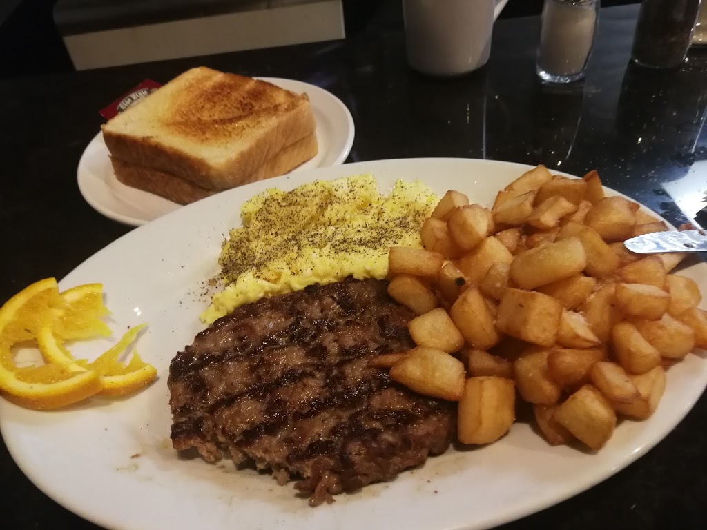 Trafalgar Truck Stop Restaurant | 7443 Trafalgar Rd, Hornby, ON L0P 1E0, Canada | Phone: (905) 875-1388
