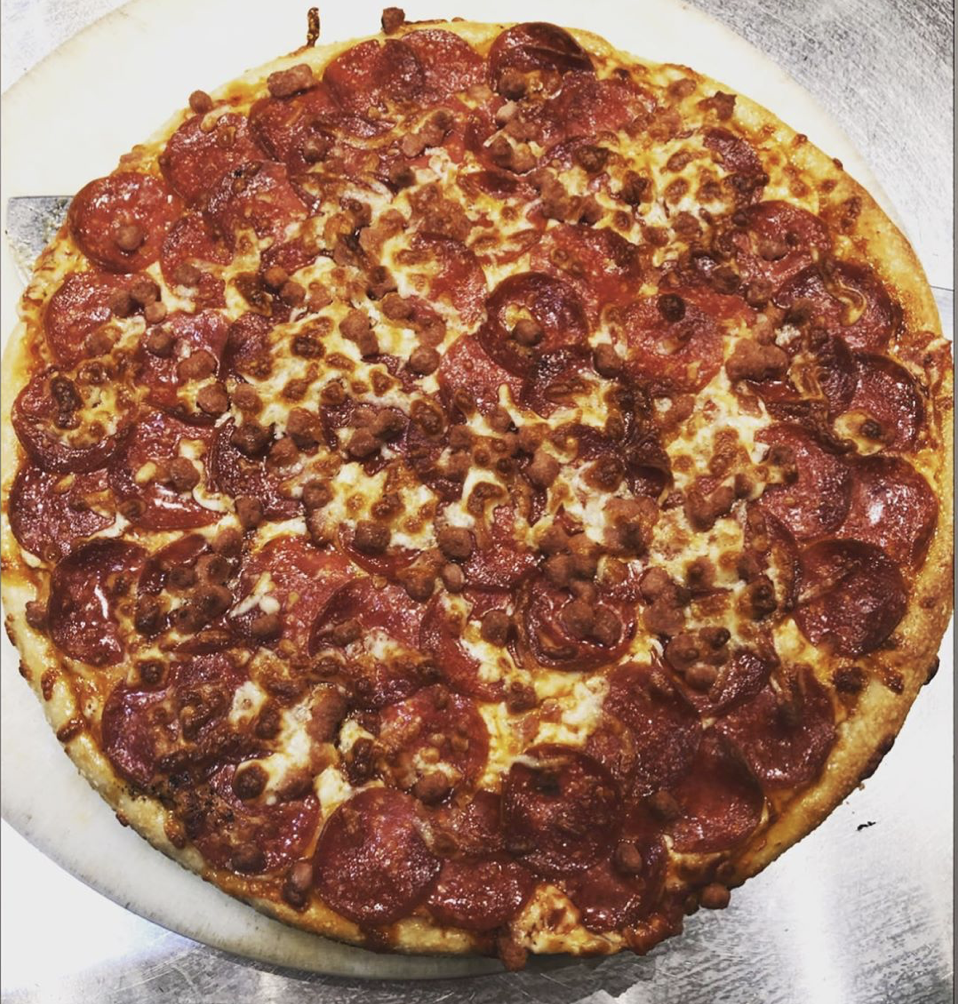 Red Rock Pizza Okotoks | 200 Southridge Dr #421, Okotoks, AB T1S 0B2, Canada | Phone: (403) 995-0037