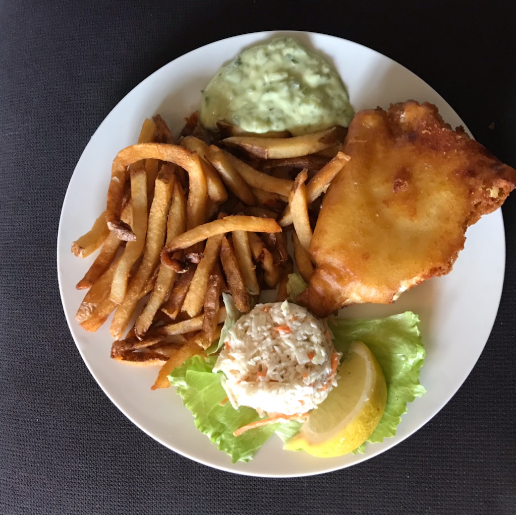 Marthas Pizza II | 746 Bedford Hwy, Halifax, NS B3M 2L8, Canada | Phone: (902) 832-2020